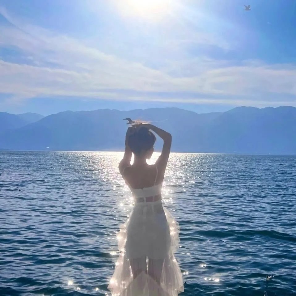 扎醒将军，居然忘记我是白月光